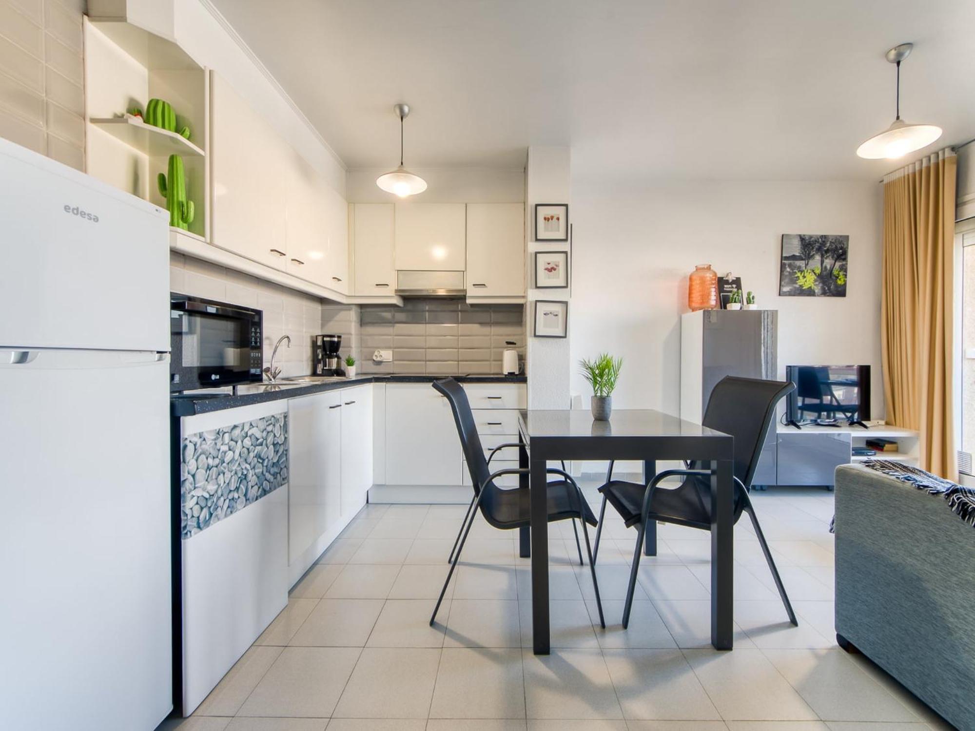 Apartment Roc Mar For 4 Persons