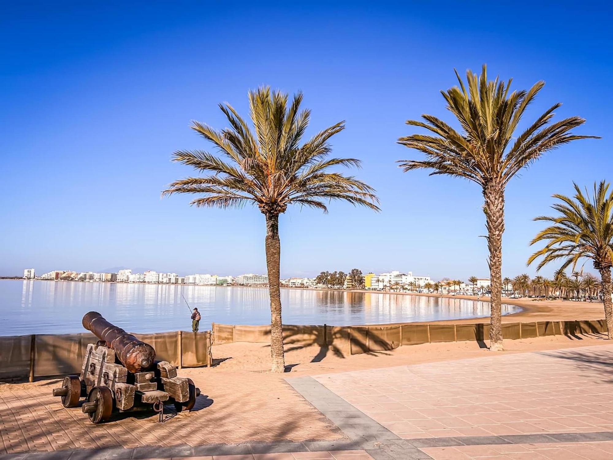 Roc Mar For 4 Persons *